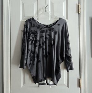 Black and Gray Tie-Dye Long Sleeve Top